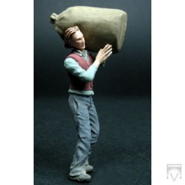 Karl schleppt einen Kartoffelsack