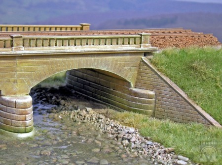 Flutbrücke über die Rhume, 1-gleisg, Grundset mit zwei Bögen, weißes Material