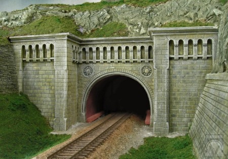 Volkmarshäuser Tunnel, Ostportal aus weißem Material, H0