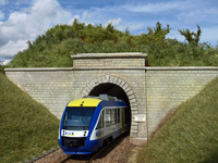 Zierenbergtunnel, H0, weißes Material