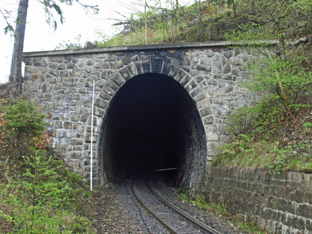 Thumkuhlenkopftunnel 0/ 0m,  weißes Material