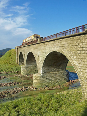 Viadukt über die Lenne, Grundset mit zwei Bögen, weißes Material